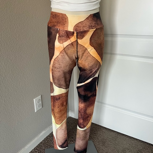 🆕 listing! Giraffe print separates (PANTS ONLY) - Picture 2 of 6